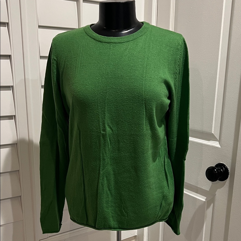 Classic Crewneck Green Sweater